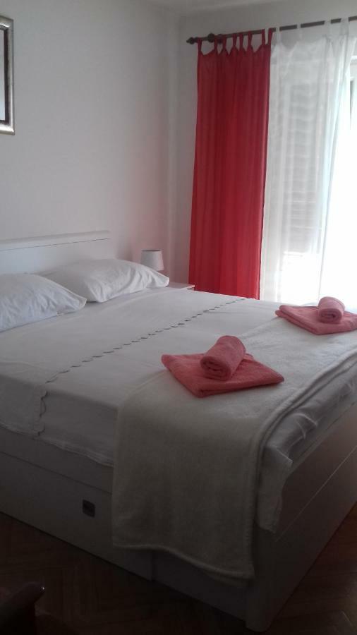 סופטרסקה דראגה Guesthouse Familija Tariba מראה חיצוני תמונה