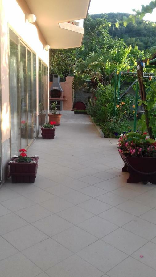 סופטרסקה דראגה Guesthouse Familija Tariba מראה חיצוני תמונה